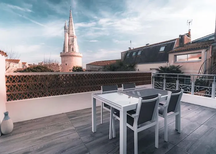 Vue Superbe sur Tour de la Lanterne T2 + Terrasse